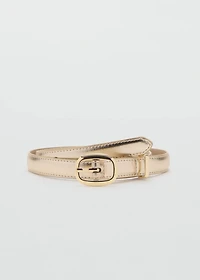 Metallic belt with oval buckle