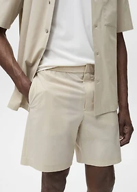 Water-repellent bermuda shorts