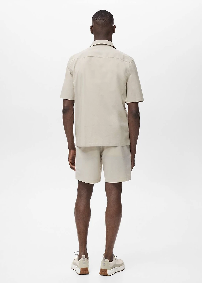 Water-repellent bermuda shorts