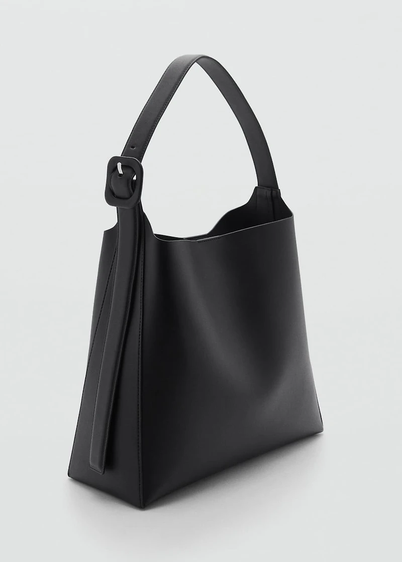 Bucket bag with buckle