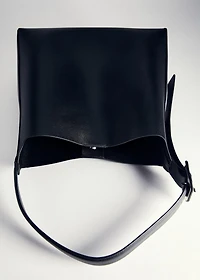 Bucket bag with buckle