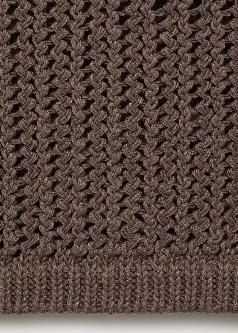 Crochet top with straps