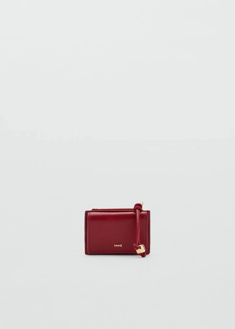 Mini-purse with bead detail