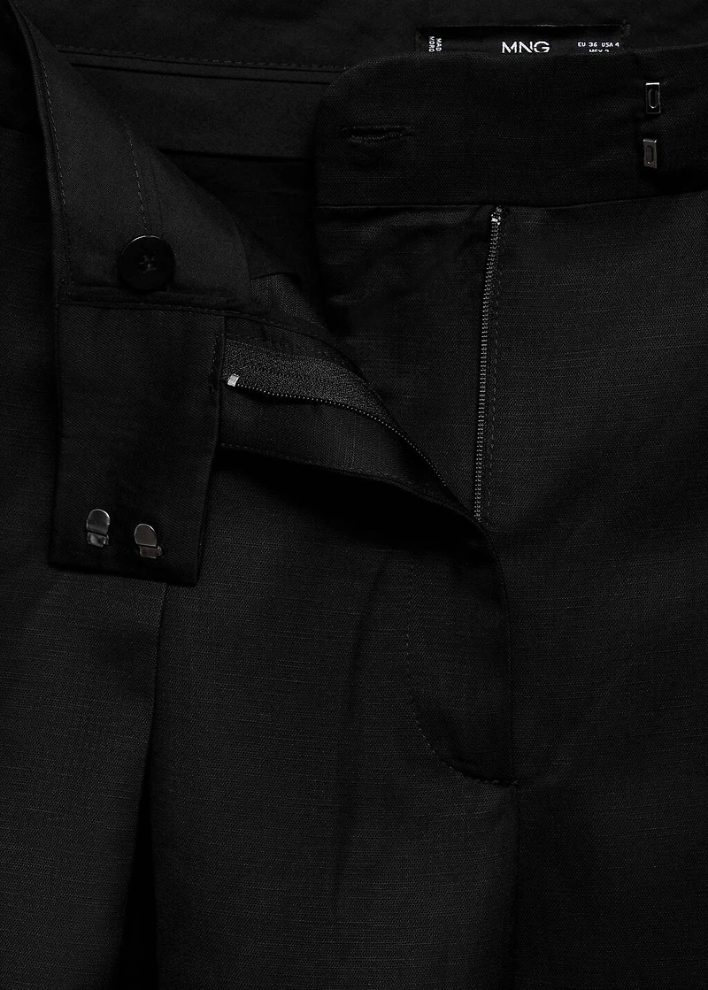 Wide leg pleated pants