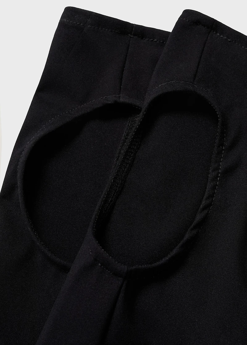 Leggings with cut-out waist