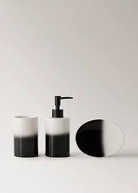 Earthenware tumbler with gradient effect