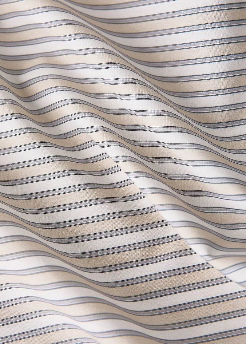 Percale cotton fitted sheet with fine-stripe print for cot
