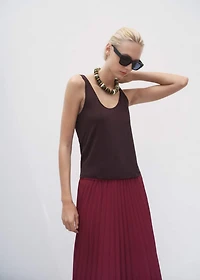 Long pleated skirt