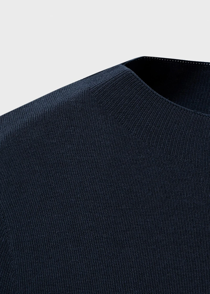 Short-sleeved fine-knit sweater