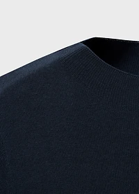 Short-sleeved fine-knit sweater