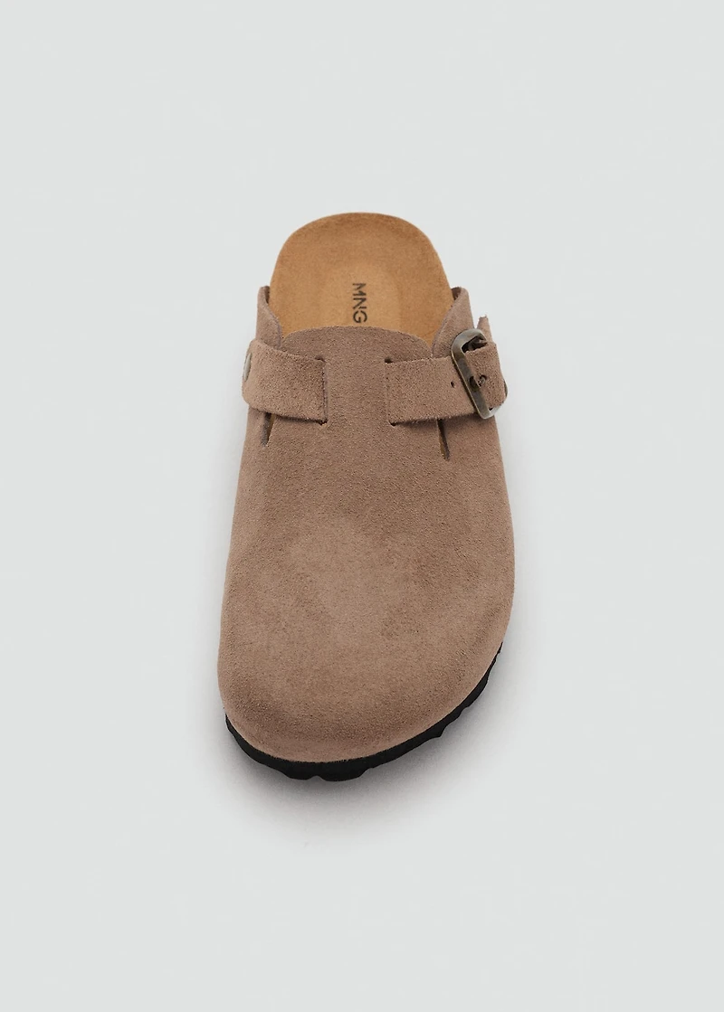 Leather clogs with buckle