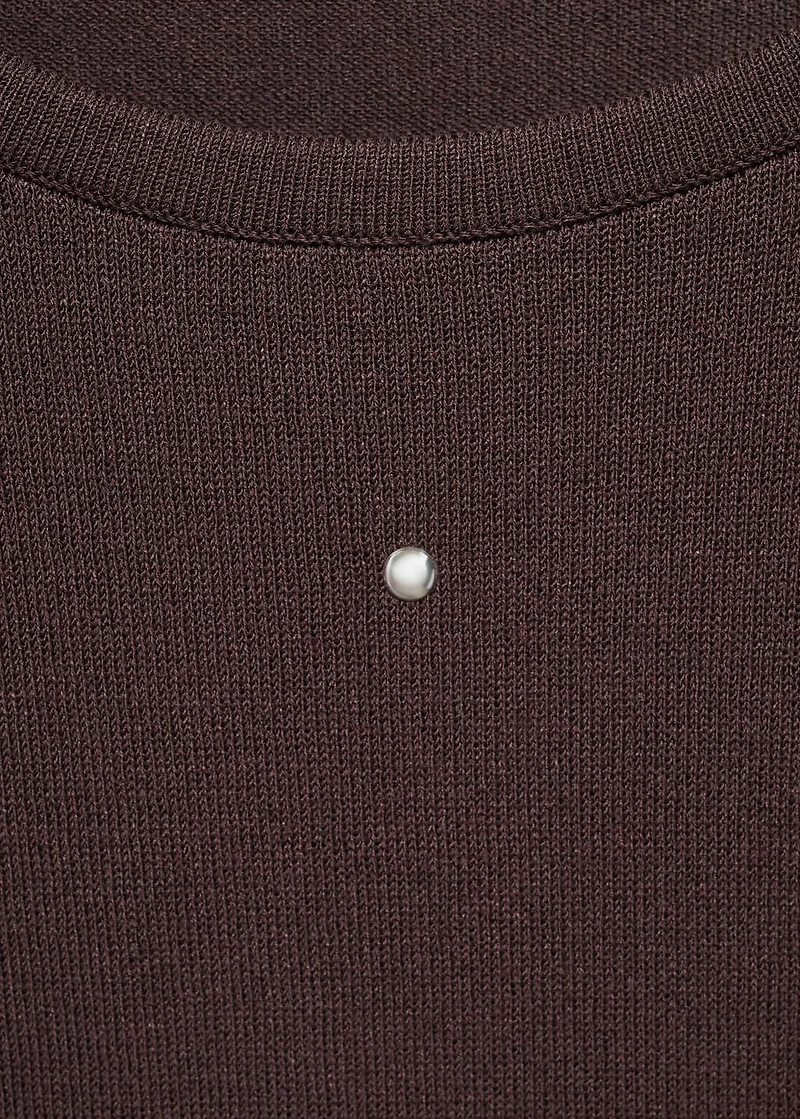 Knitted sweater with rhinestones