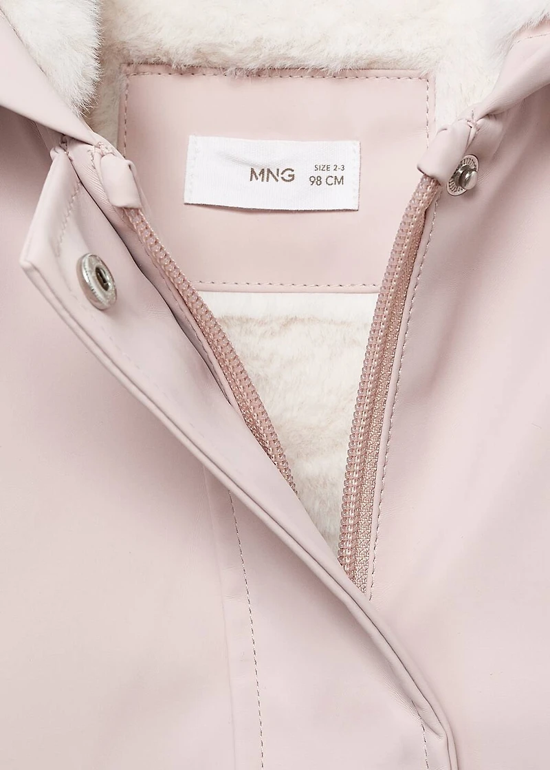 Coat with fur-effect lining