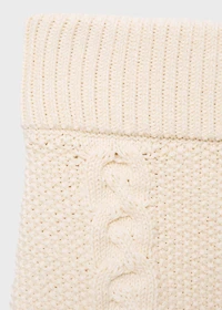 Mini-shorts with ruffle