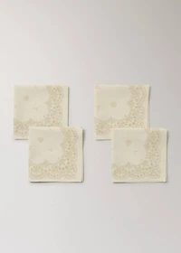 Linen napkins with floral pattern