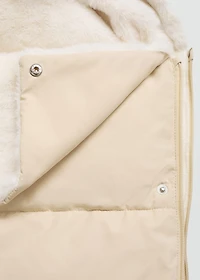 Fur-effect walking bag