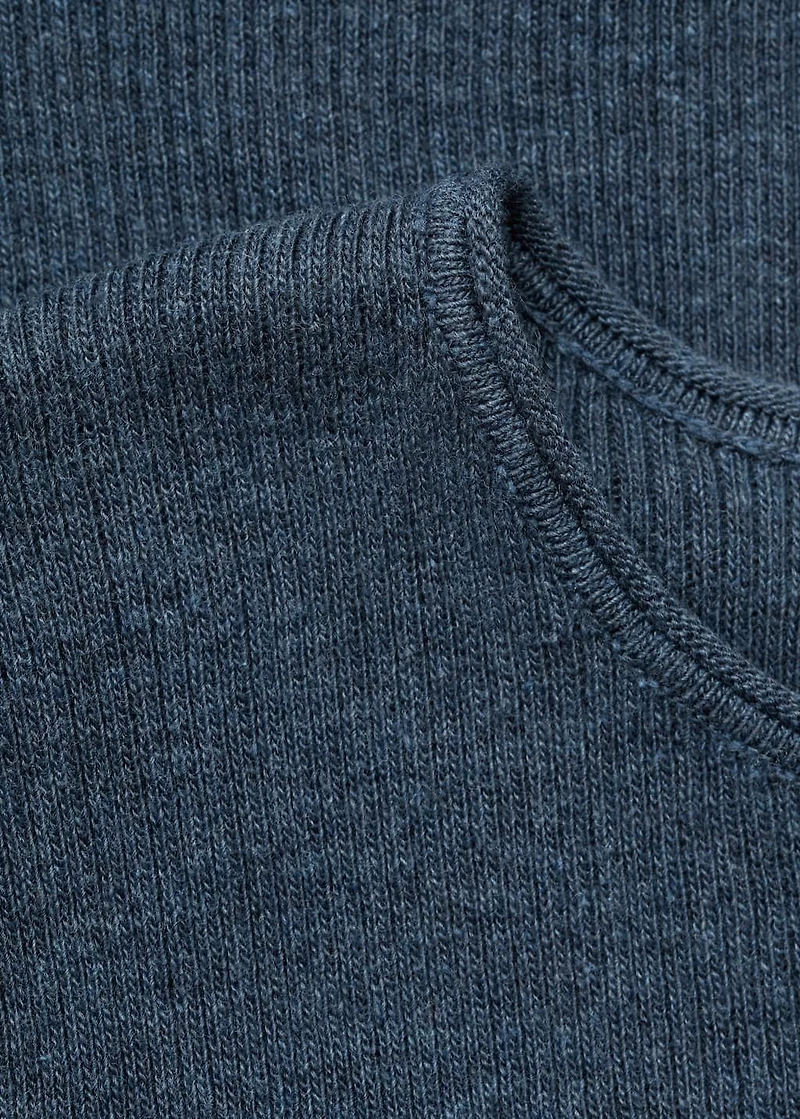 Ribbed knitwear vest