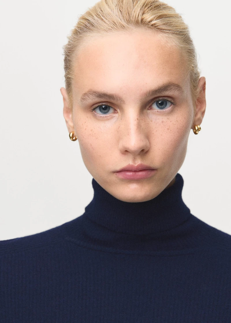 Turtleneck wool sweater