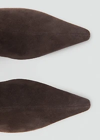 Suede ankle boot with kitten heel