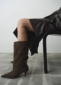 Suede ankle boot with kitten heel