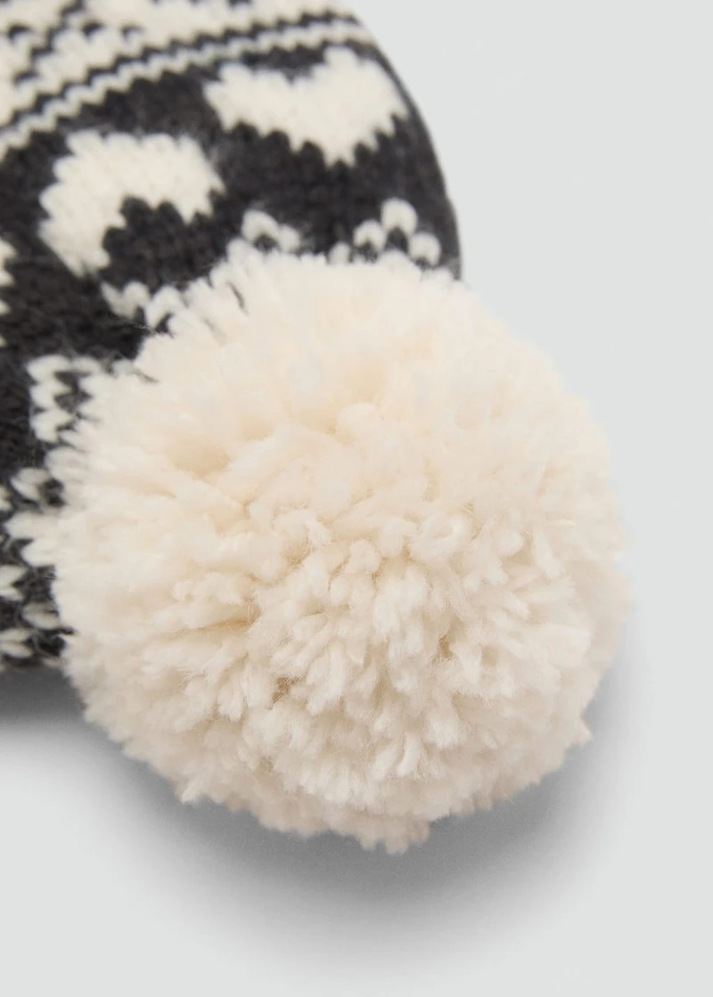 Knitted bobble hat
