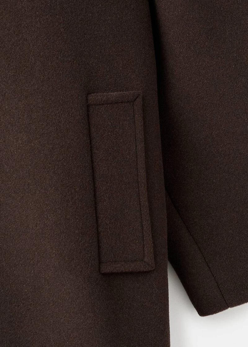 Buttoned wool coat