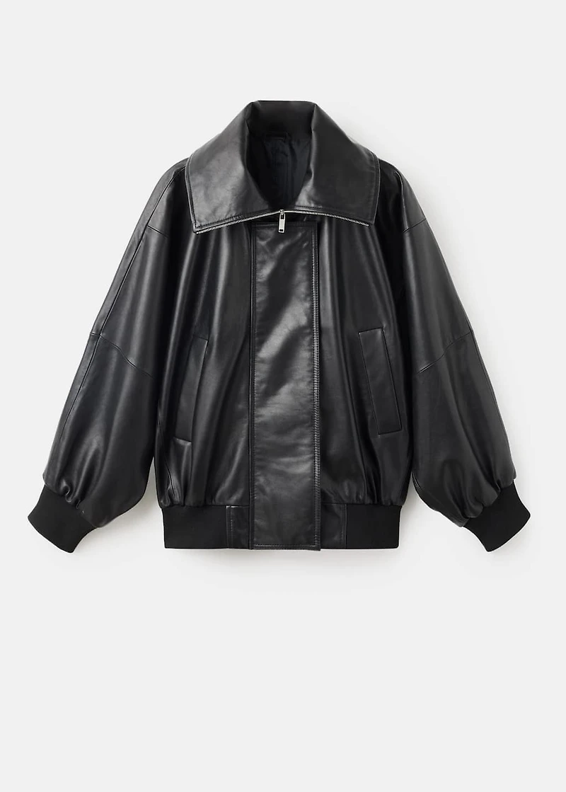 100% leather jacket with notched lapel collar