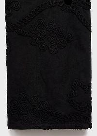 Embroidered blouse with buttons