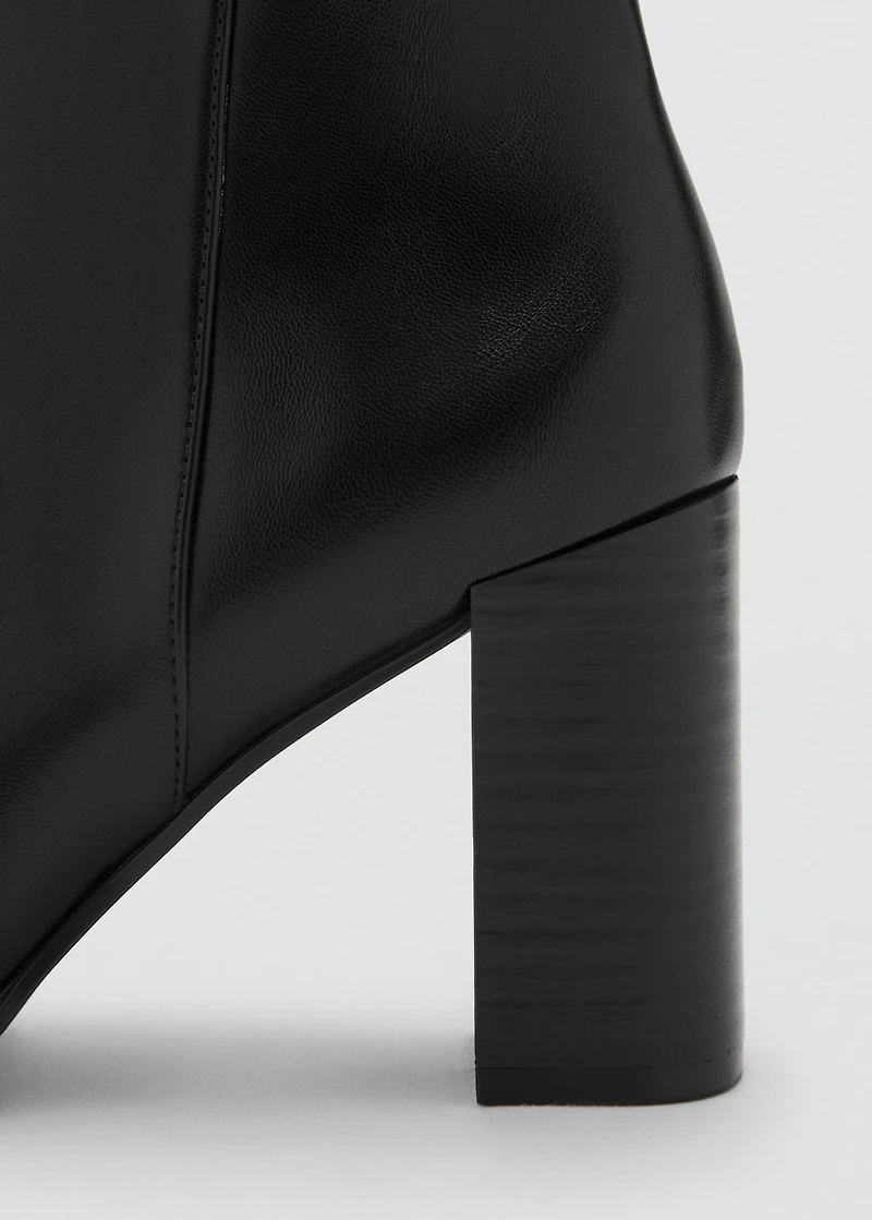 Ankle boots with block heel
