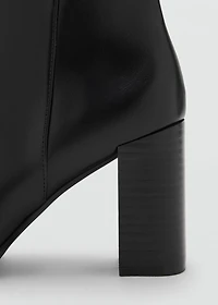Ankle boots with block heel