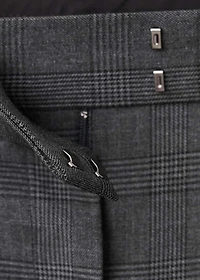 Check pleated pants