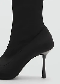 Heel sock boots