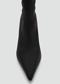Heel sock boots