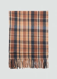 Check scarf with fringed ends