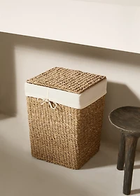 Medium seagrass clothes basket