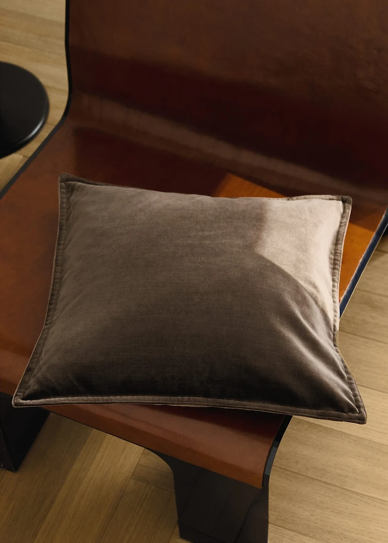 CUSHION CASE