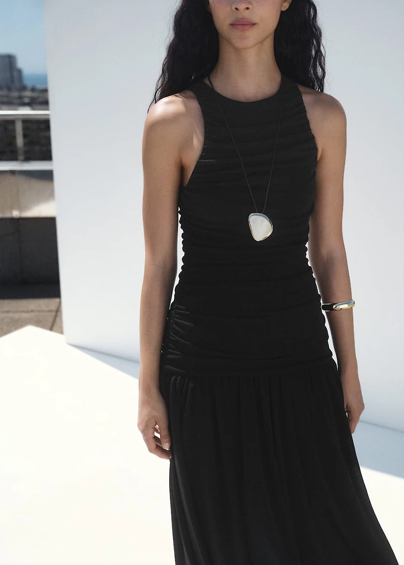 Metal pendant necklace