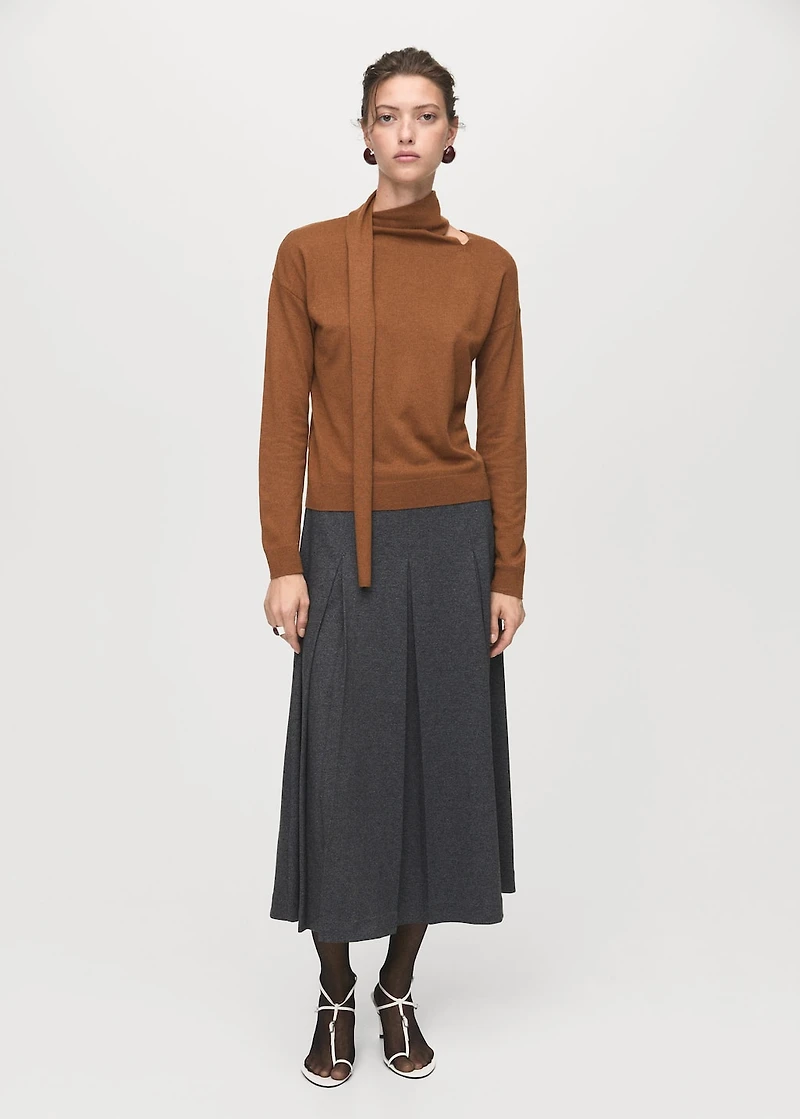 Fine-knit sweater with scarf