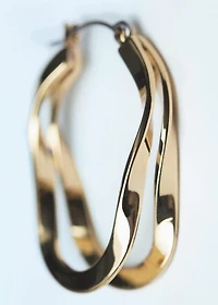 Twisted hoop earrings
