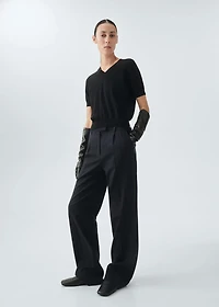 100% wool V-neck sweater