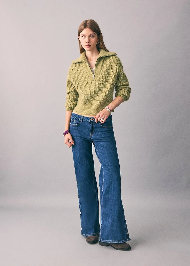Knitted sweater with perkins neck