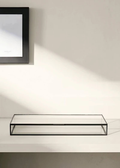 Medium jewelry box with metal profile