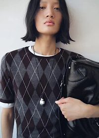 Metal pendant necklace