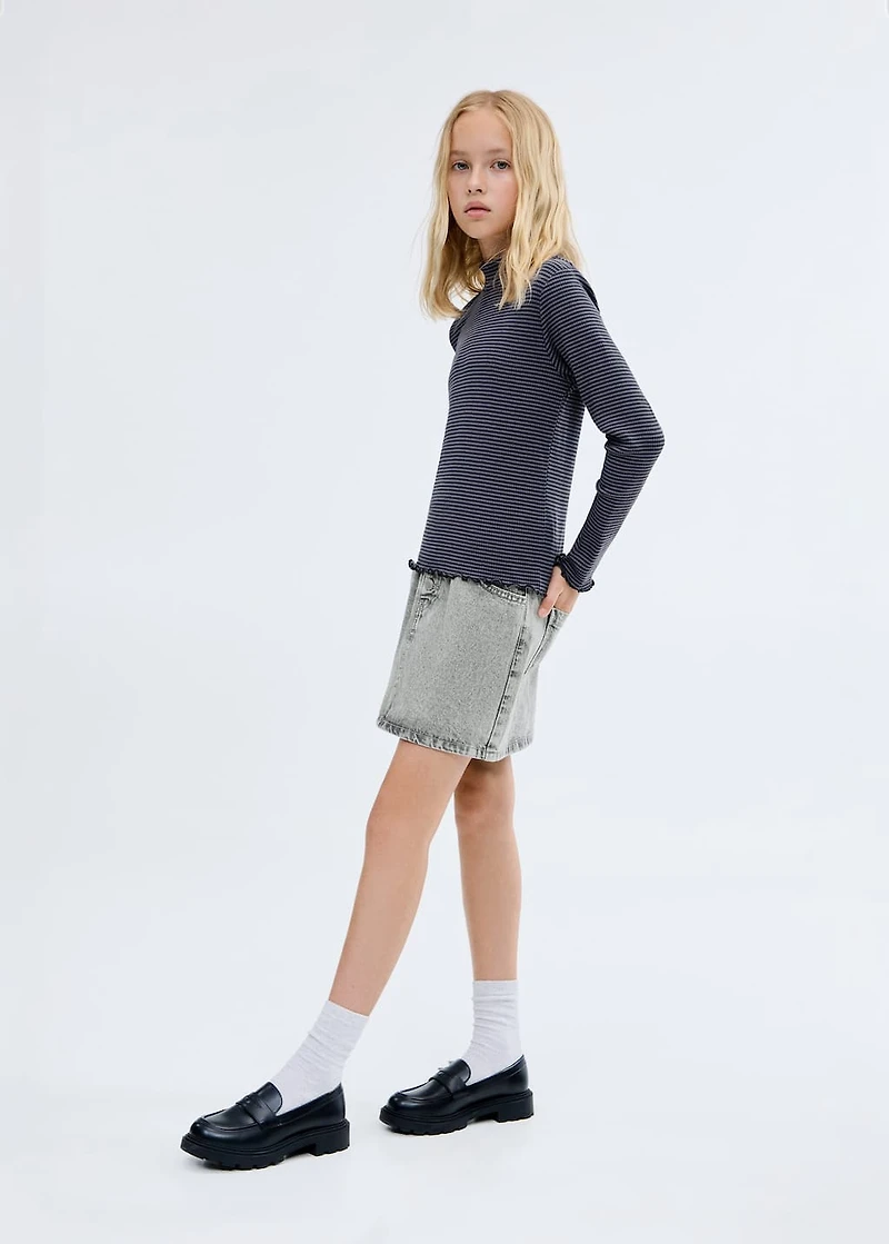 Scalloped hem striped t-shirt