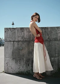 Heeled sandals with thin strap
