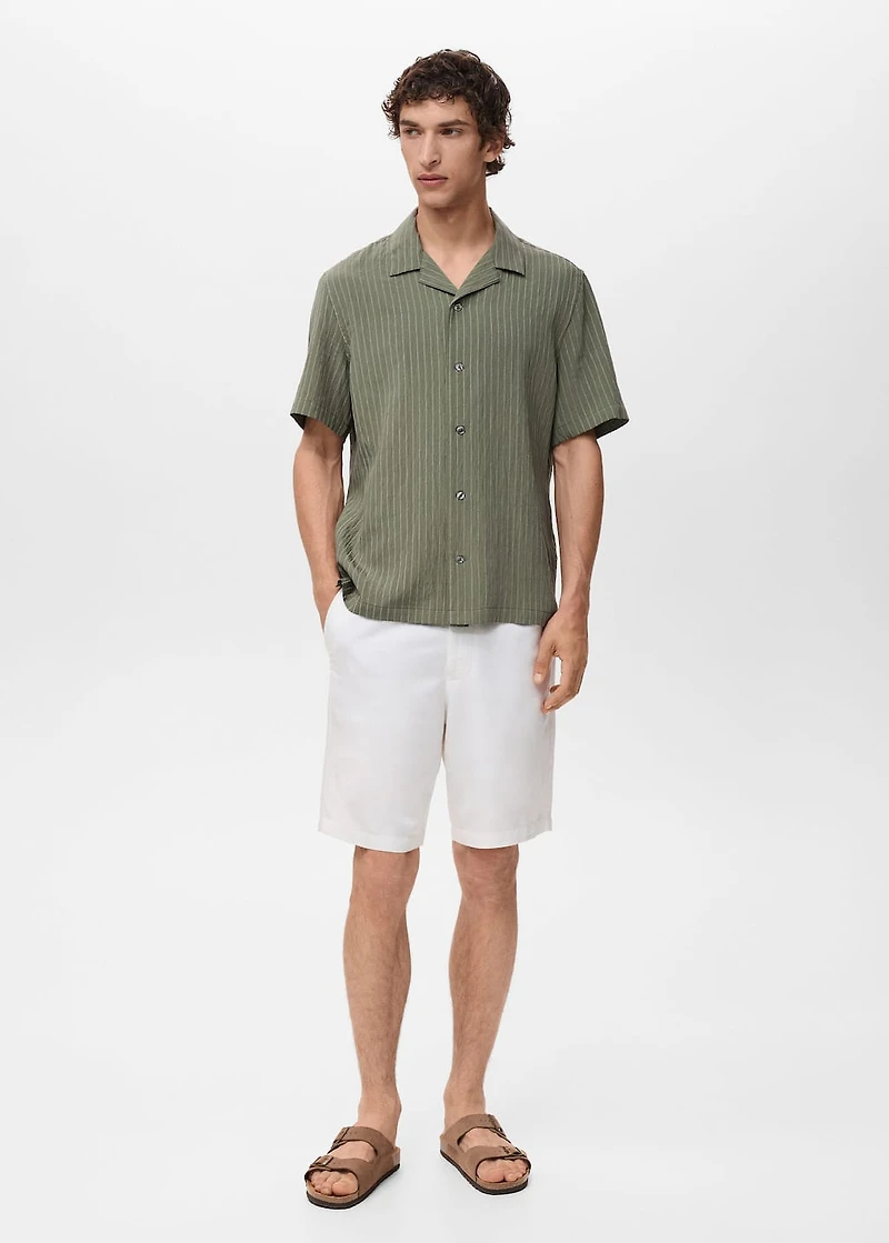 Short sleeve striped shirt