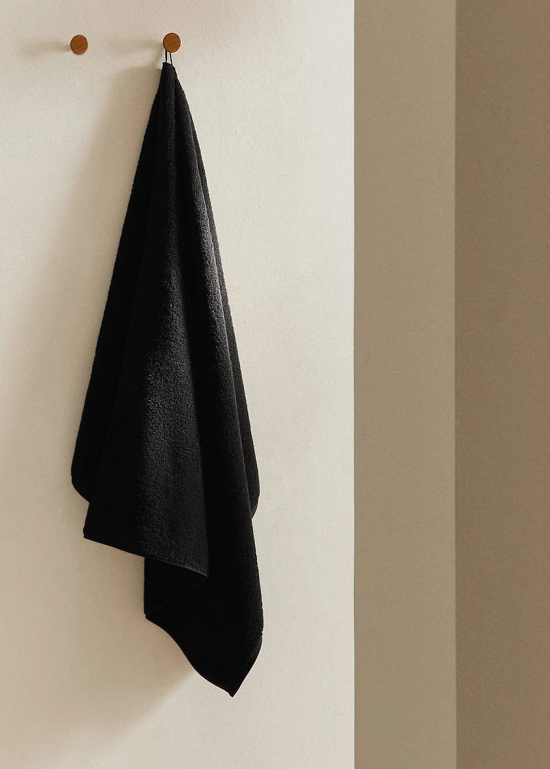 Soft cotton bath towel