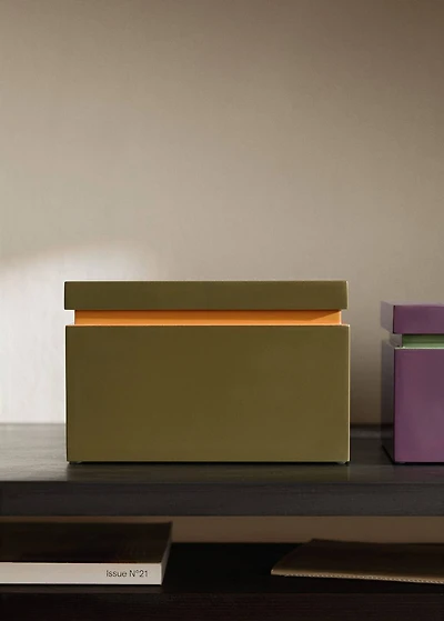 Low two-tone lacquered box
