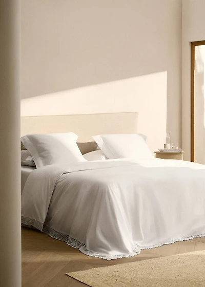 Duvet cover with lace detail for / cm bed