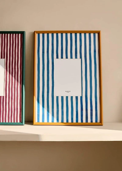 Wooden frame with large lines